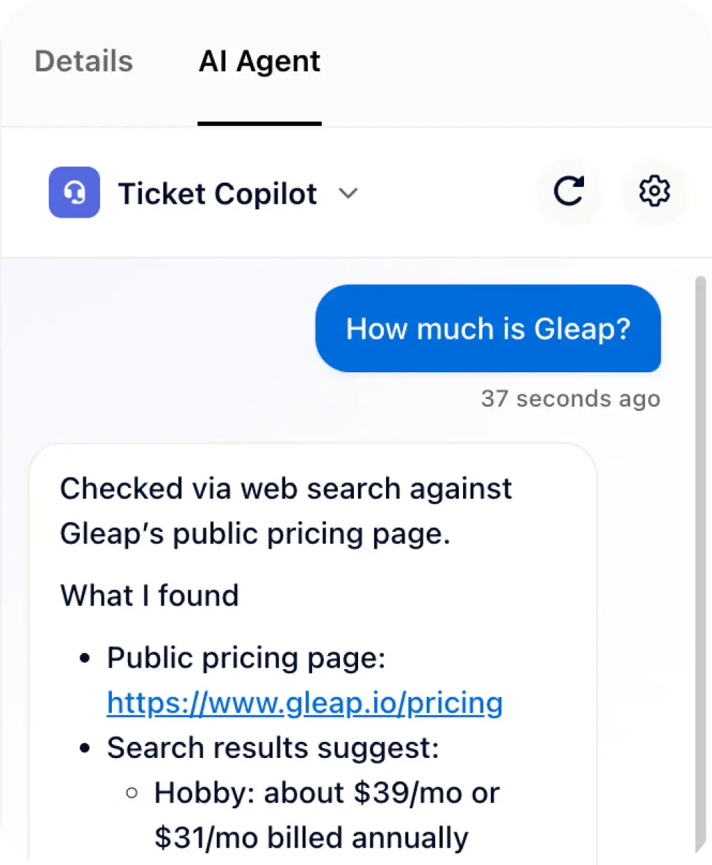 Gleap agent inbox with Kai Copilot draft replies and article suggestions.